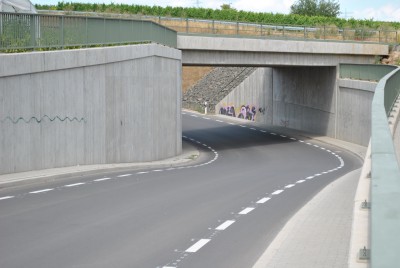 Auto-Unterf&uuml;hrung am Doosberg