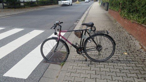 Neuer Fahrradständer in der Schillerstraße